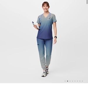 Figs scrub set- ocean mist ombré